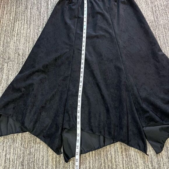 Womens Size Large Faux Suede Leather Skirt Black Elastic Waist Bite Hem NWOT - Picture 4 of 4